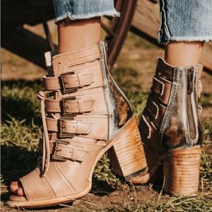 FREEBIRD DISCONTINUED BRAEDEN 8